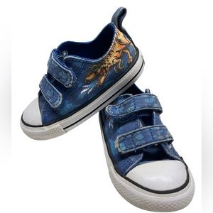 Dinosaur converse size 7 toddler